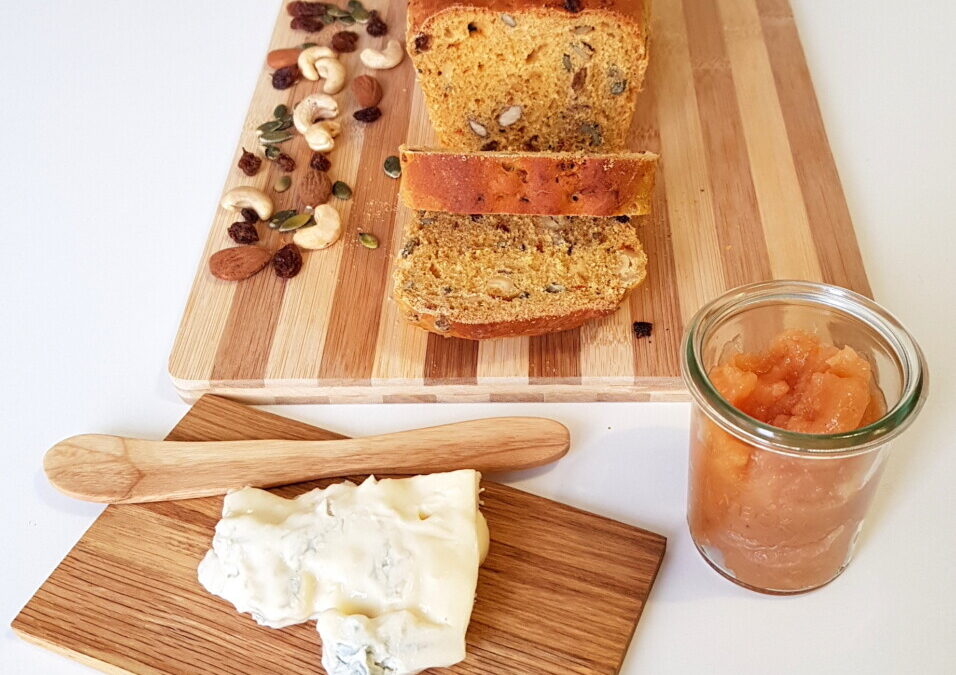 Pane all’uvetta e frutta secca